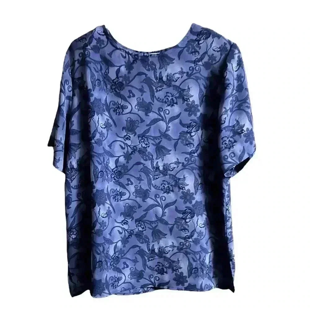 Studio C top size 18